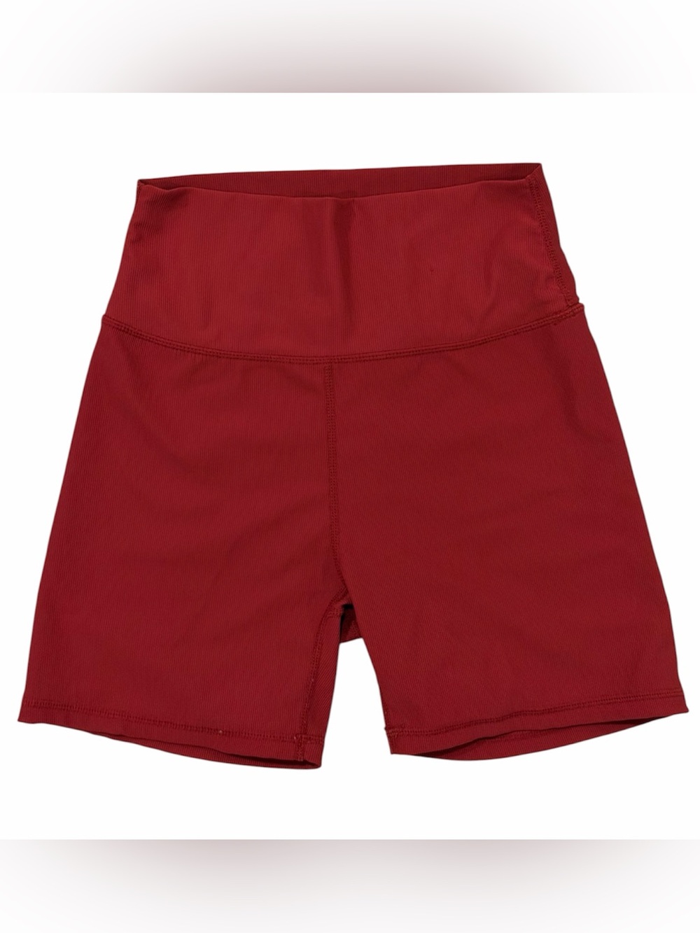 Wilo High-Waist Bike Shorts - Deep Red - size M - 4” inseam